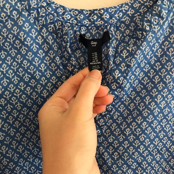 Gap top bundle - Picture 4 of 4